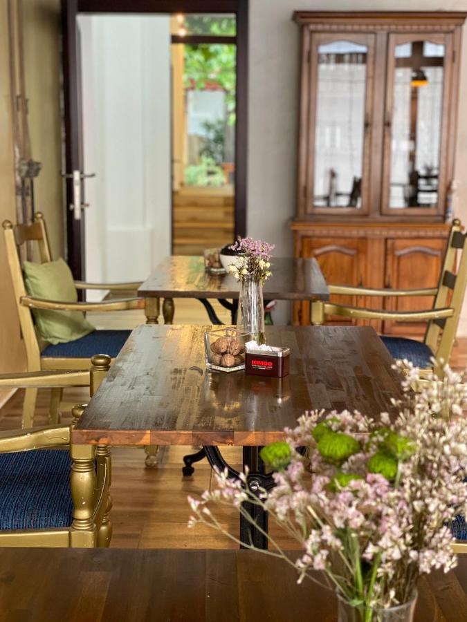 Grand Boutique Hotel พริสตีนา ภายนอก รูปภาพ